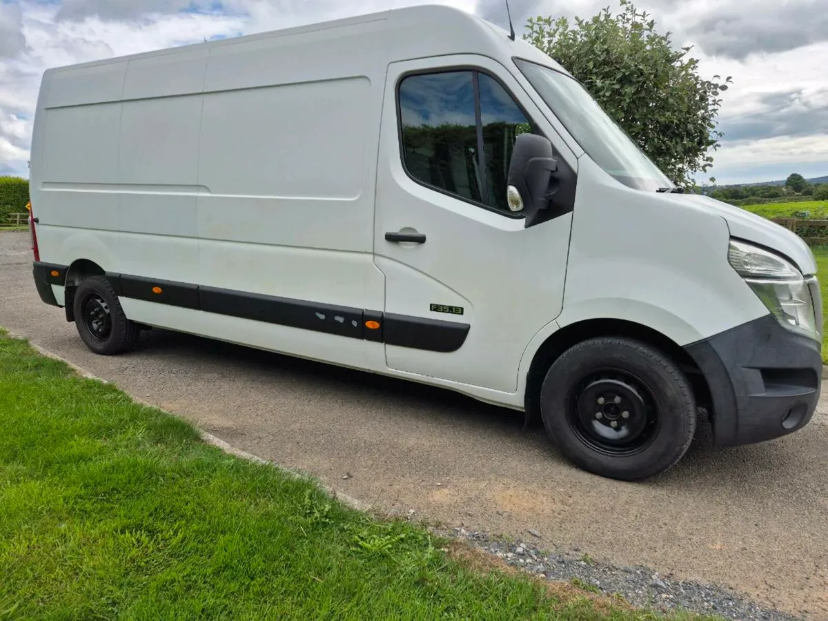 2014 nissan Nv 400.F35..130..(Big Master)1 yearTes - Image 1