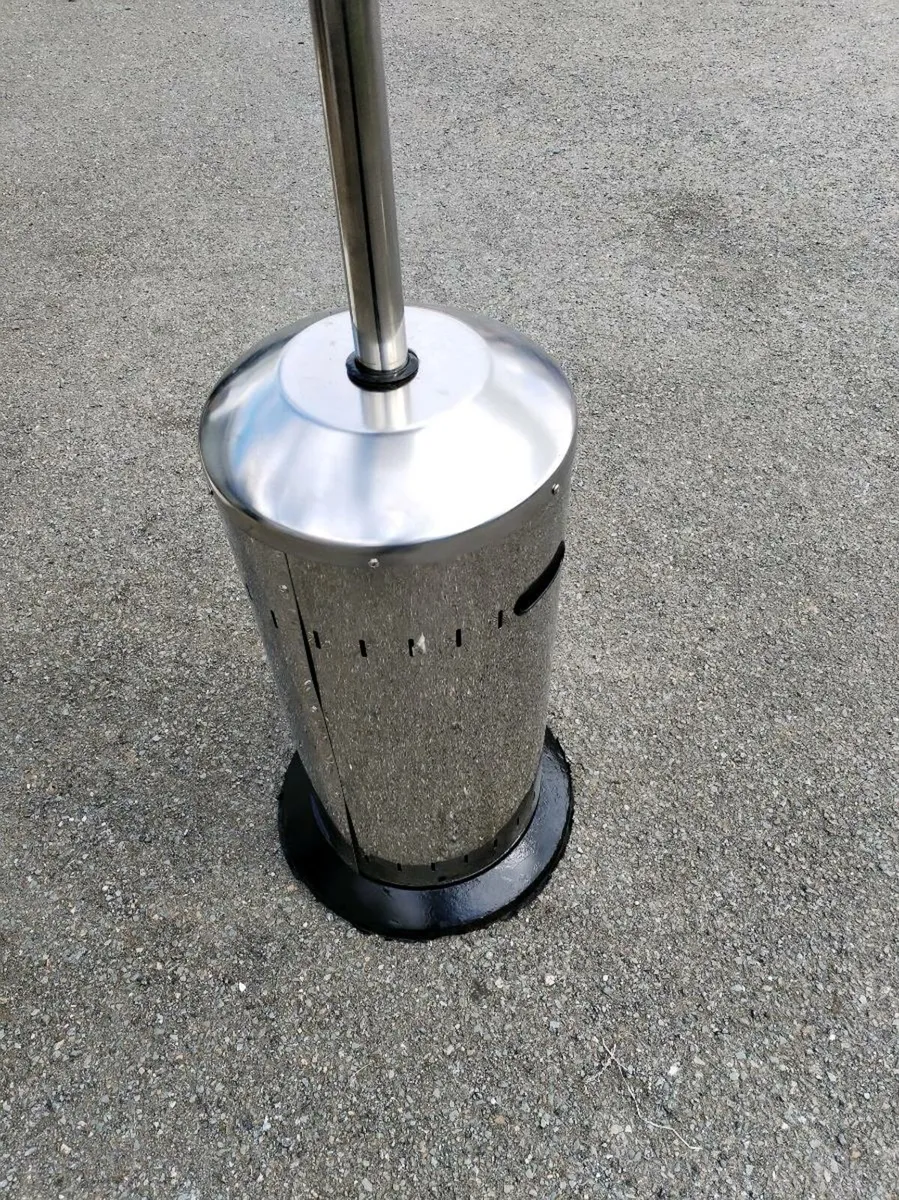 Patio heater - Image 1