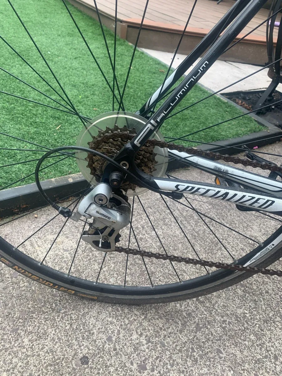 Specialized road bike - Image 4
