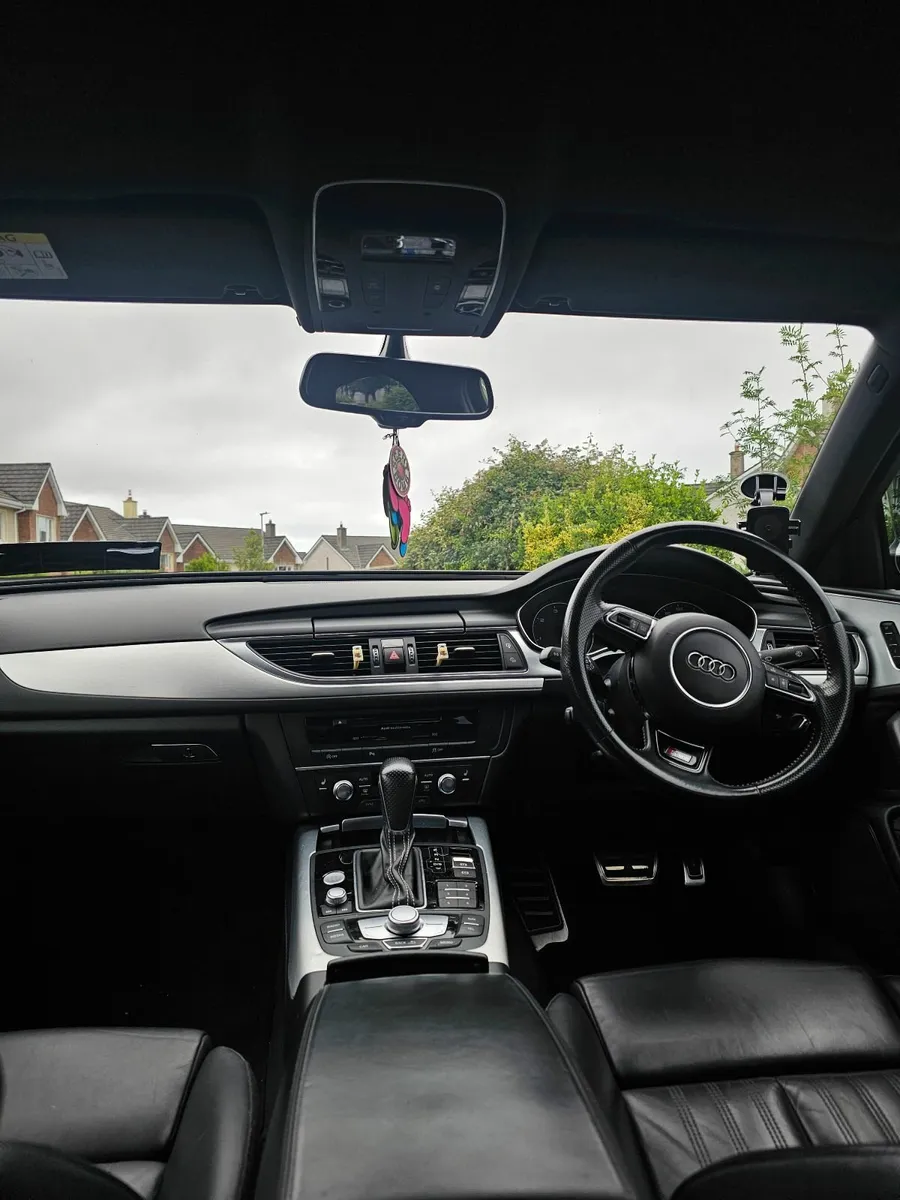 171  A6 S line  Ultra Black Edition - Image 3