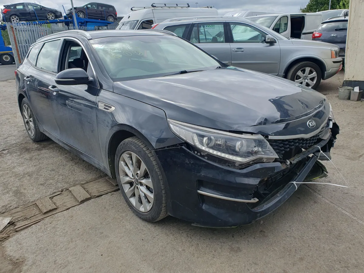 17 KIA OPTIMA  1.7 CRDI (D4FDH) FOR BREAKING - Image 1
