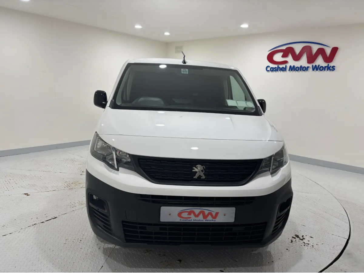 Peugeot Partner 100BHP PROFESSIONAL PREMIUM 1000KG - Image 2