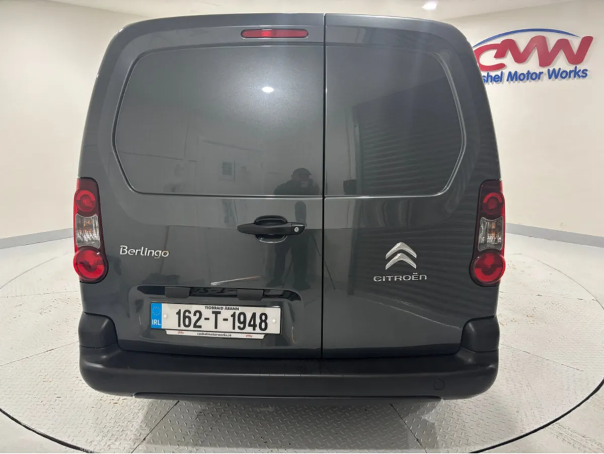 Citroen Berlingo 5-SEAT CREW VAN**1.6 BLUE HDI 100 - Image 4