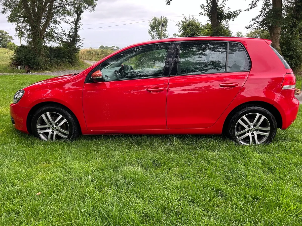 Volkswagen Golf - Image 4
