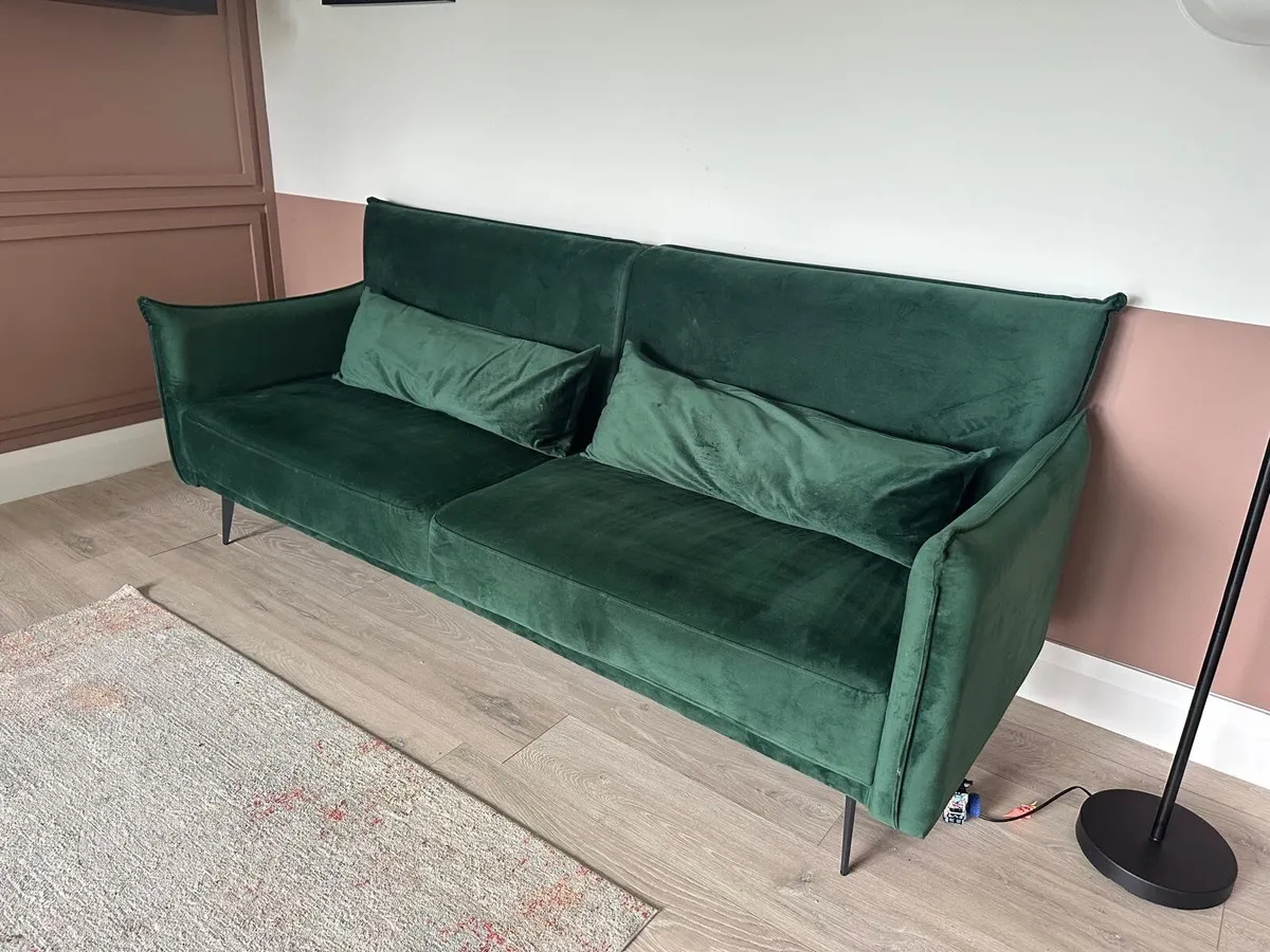 Couch - Image 1