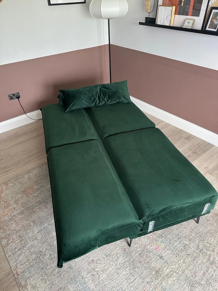 Couch - Image 3