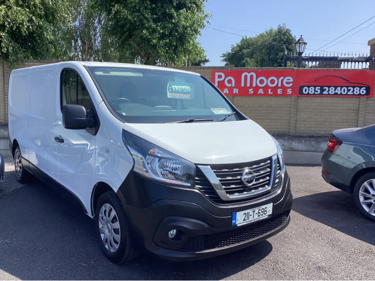 Nissan NV300 ** 1 OWNER * SAT NAV - Image 1