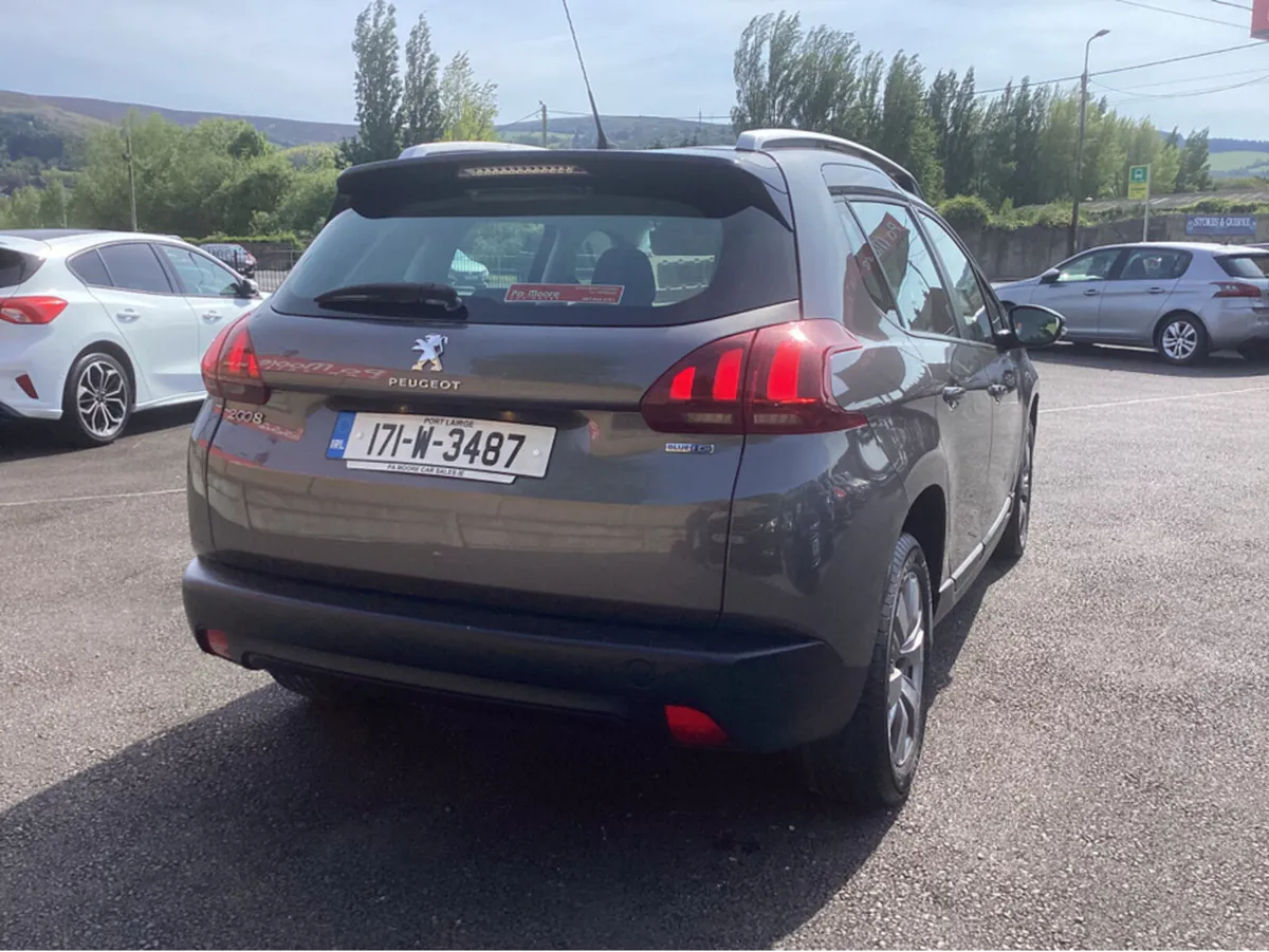 Peugeot 2008 * 1.6 DIESEL - Image 4