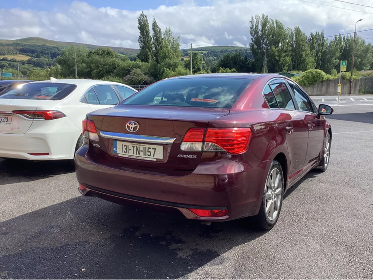 Toyota Avensis ** CAMERA - Image 4