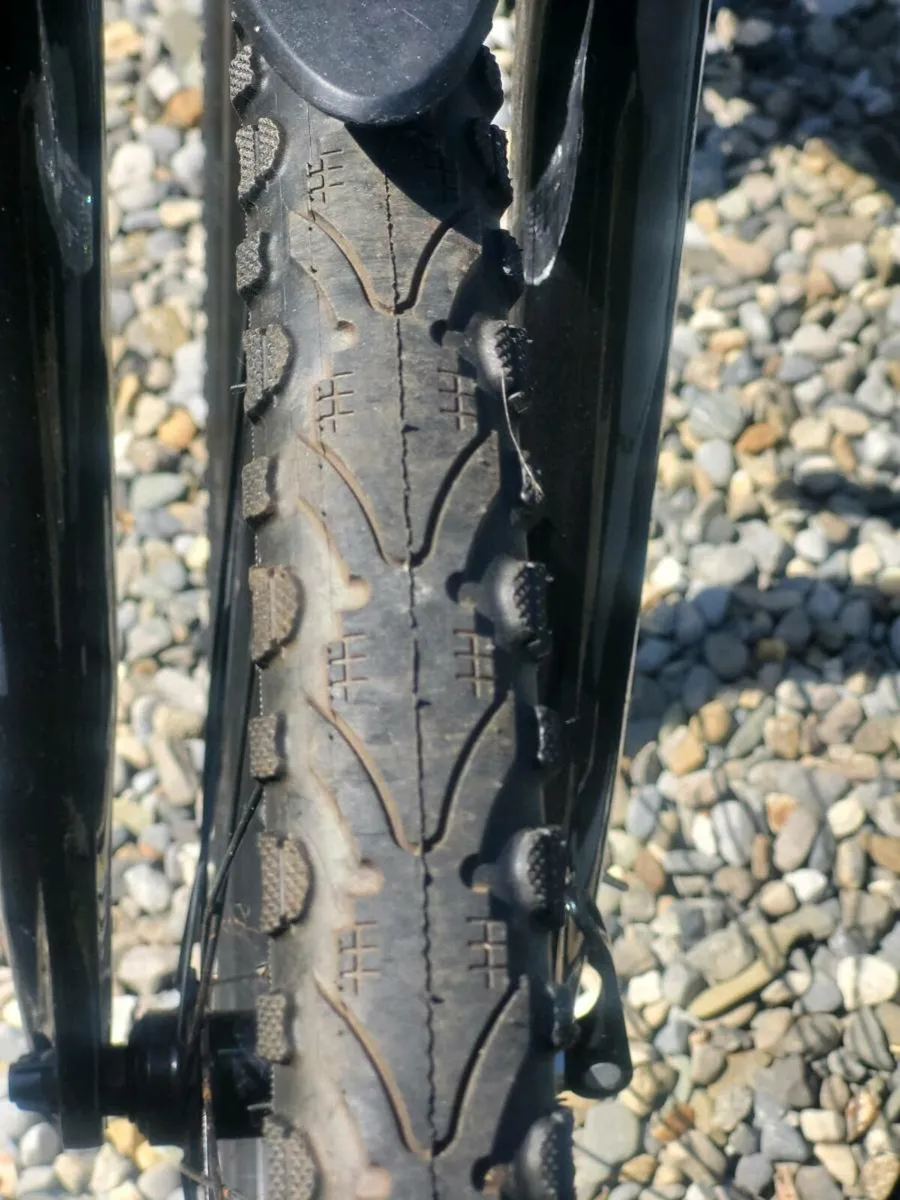 CARERRA CROSSFIRE DISC BRAK 2 LIKE NEW.SELDOM USED - Image 3