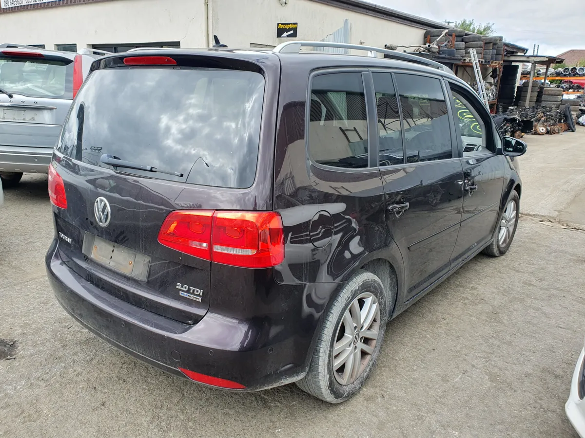 13 VW TOURAN 2.0 TDI (CFH) FOR BREAKING - Image 4