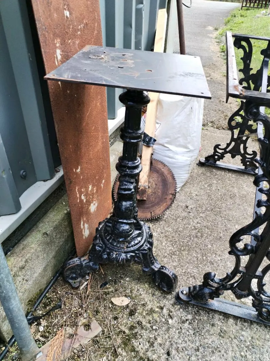 Table base - Image 3