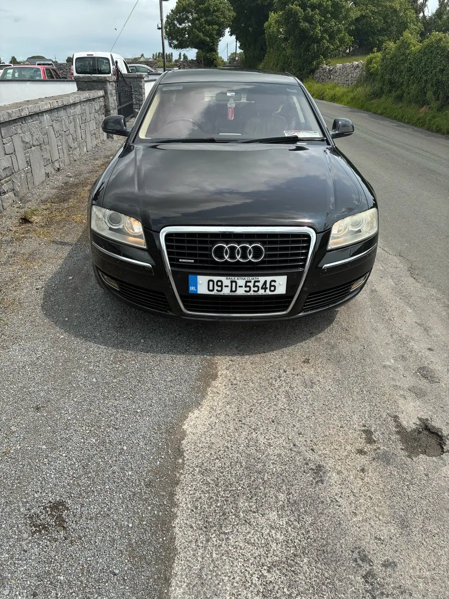 2009audi a8 - Image 1