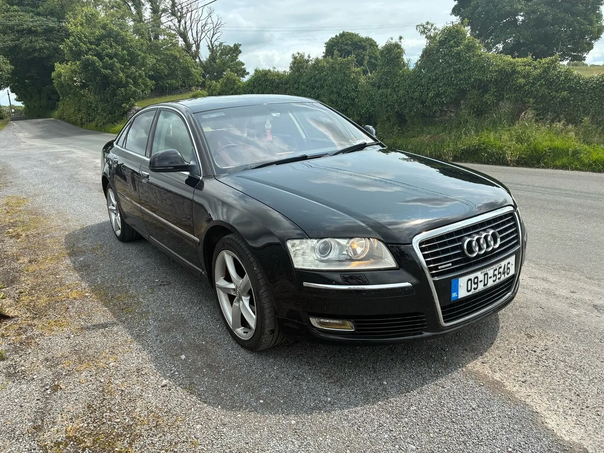 2009audi a8 - Image 2