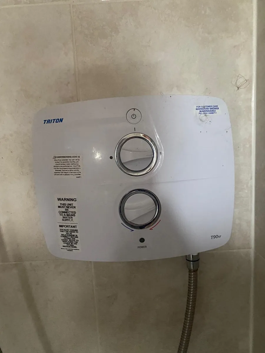 Triton T90sr shower - Image 1