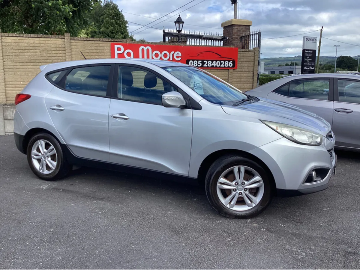 Hyundai ix35 * 1.7 DIESEL - Image 3