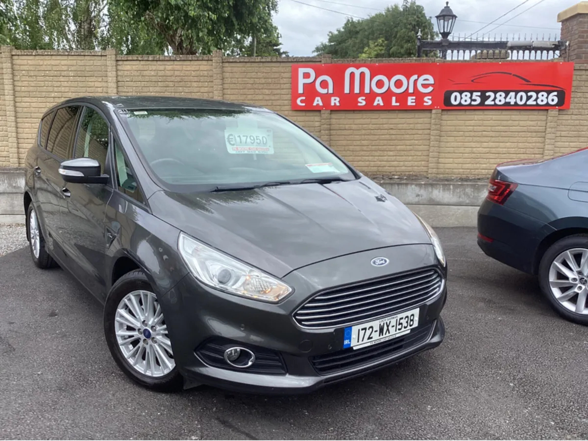 Ford S-Max ** F.S.H * SAT NAV - Image 1