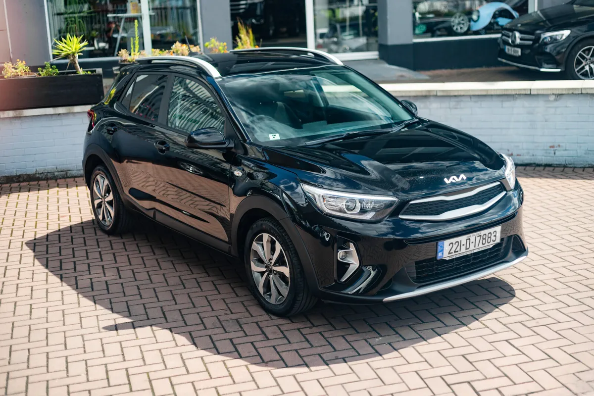 KIA STONIC 1.0 K2  5DR HATCHBACK PETROL  FINISHED - Image 1