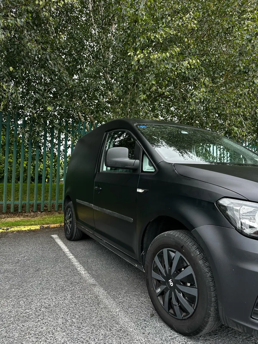 2016 Volkswagen Caddy - Image 3