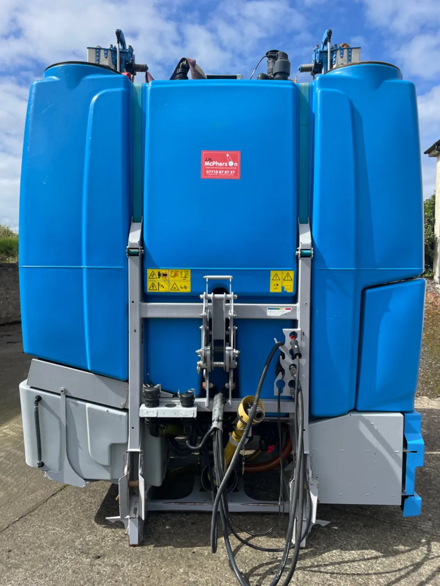 Lemken Sirius 10 sprayer, 24 metre, mint condition - Image 1