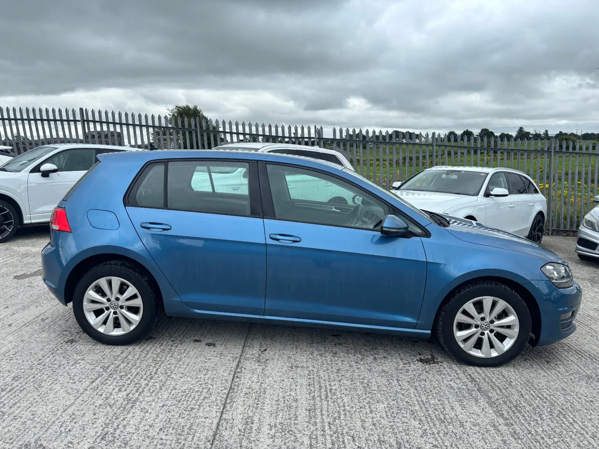 Volkswagen Golf TSI DSG Comfortline 2014 - Image 2
