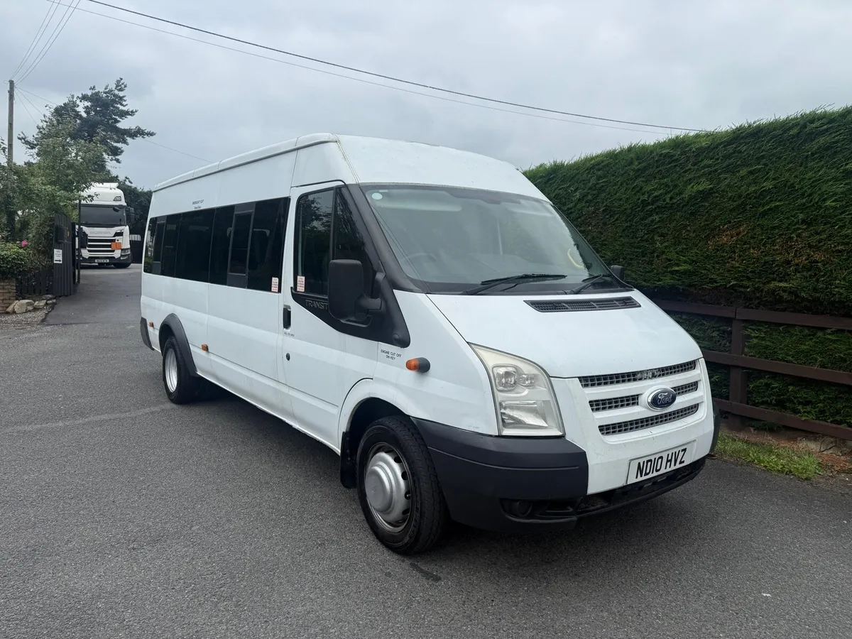 2010 Ford Transit 2.4 17 Seater Minibus Full Mot - Image 1
