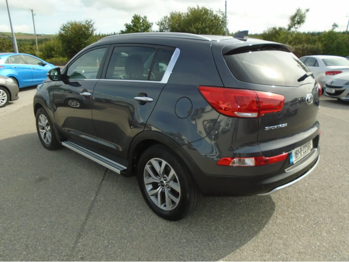 Kia Sportage PLATINUM SE 4DR - Image 3