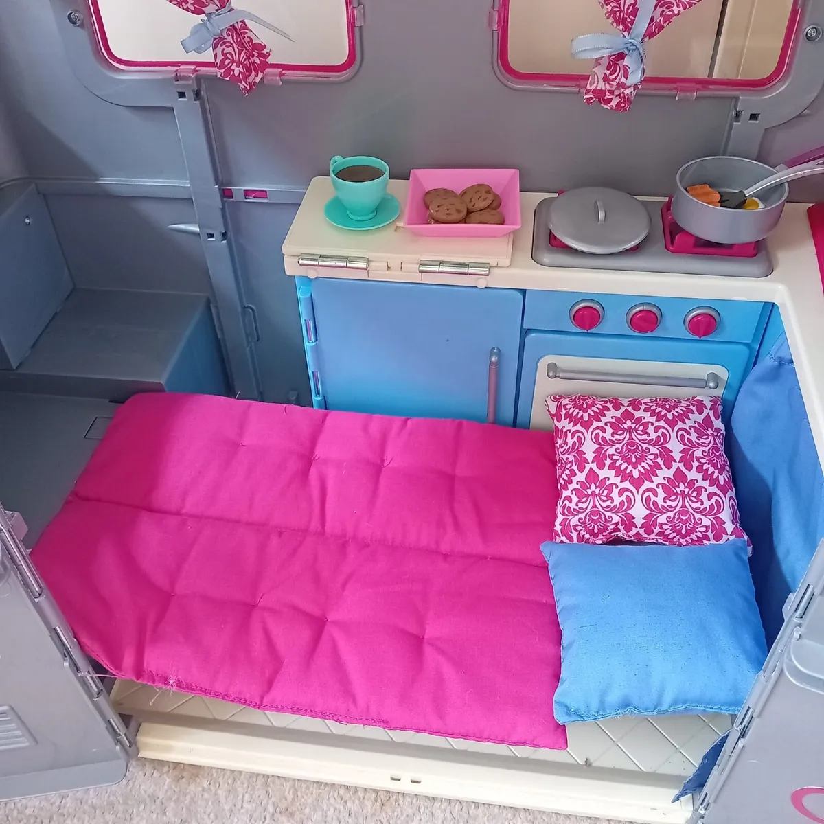 Our generation campervan - Image 2