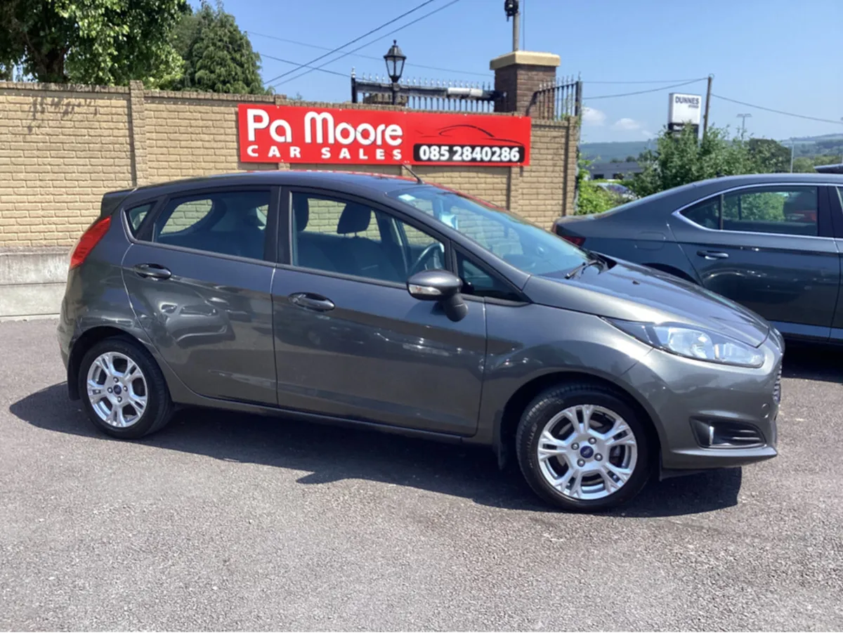 Ford Fiesta * PETROL - Image 3