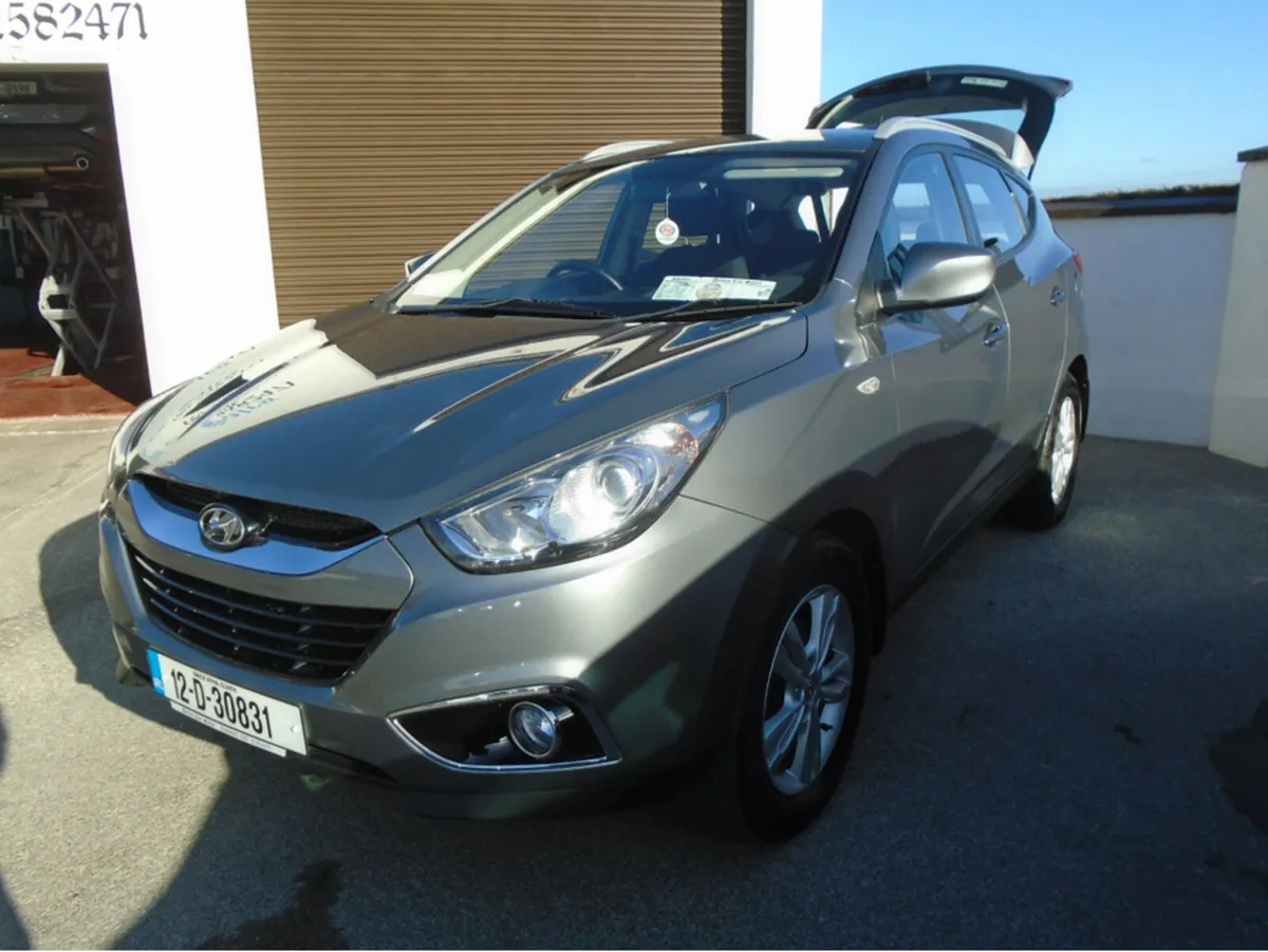 Hyundai ix35 1.7 5DR - Image 3