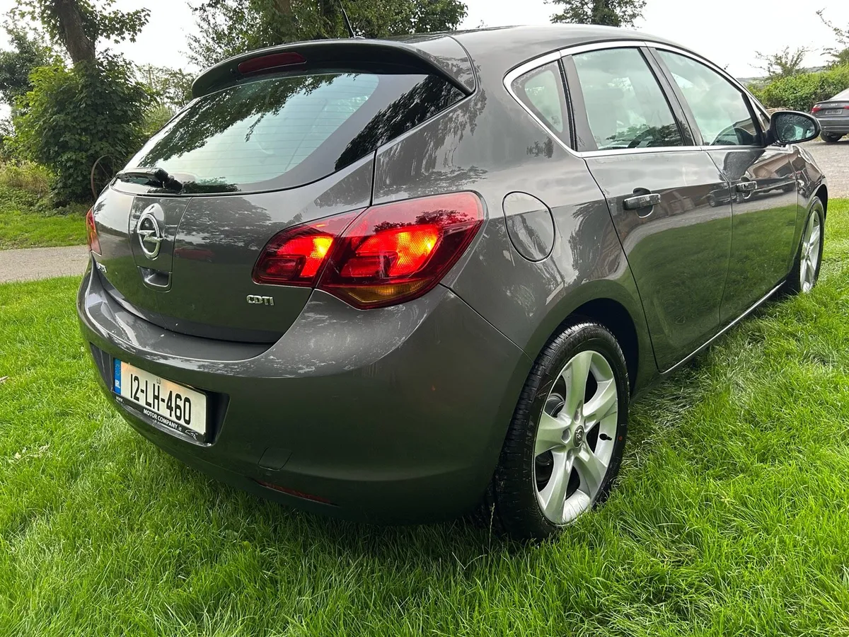 Opel Astra - Image 2