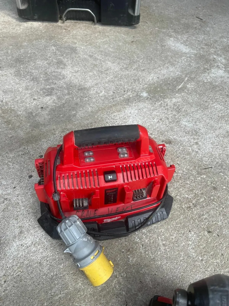 Milwaukee tools - Image 1