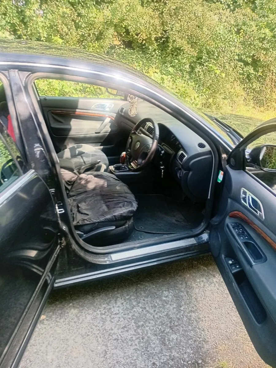 Skoda superb - Image 4