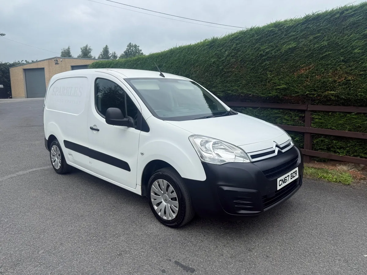 2017 Citroen Berlingo 1.6 HDI Enterprise 3 Seater - Image 1