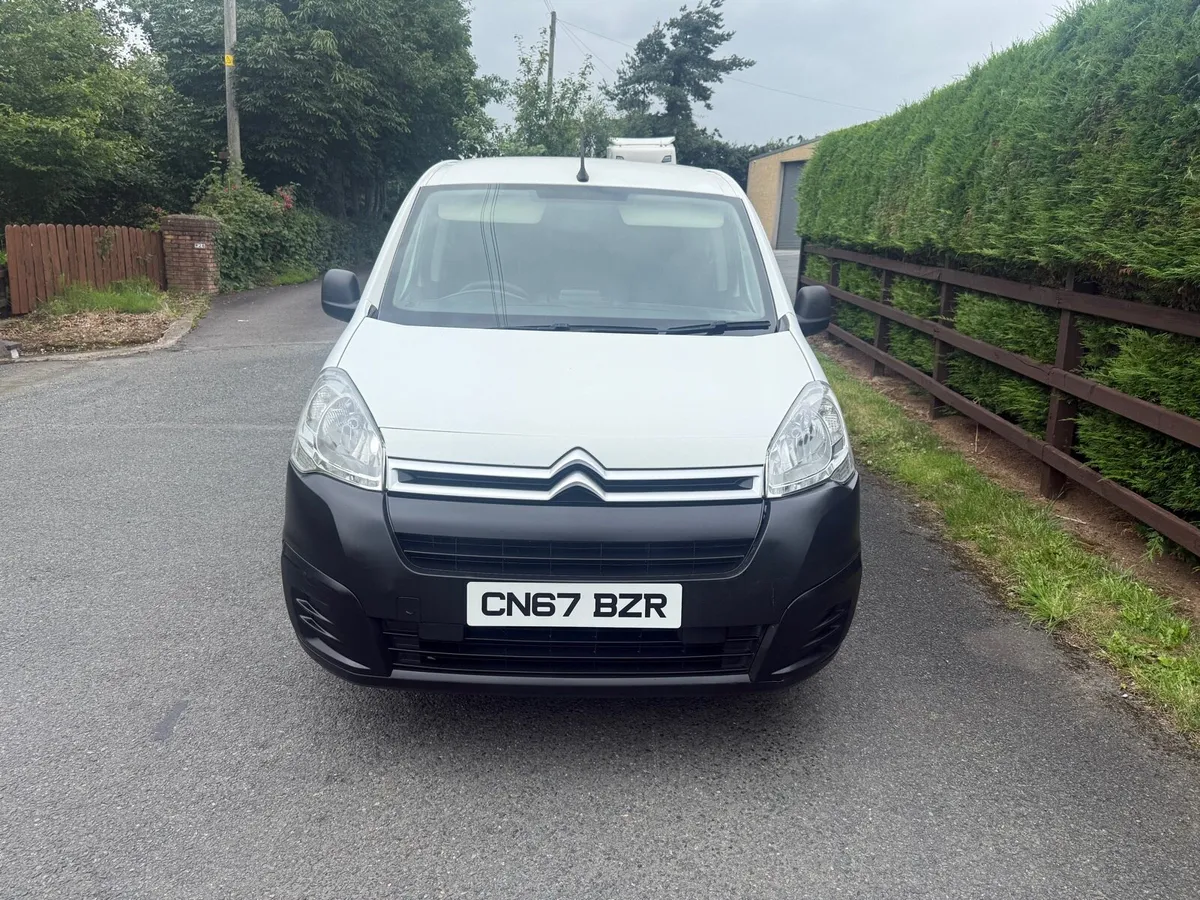 2017 Citroen Berlingo 1.6 HDI Enterprise 3 Seater - Image 2