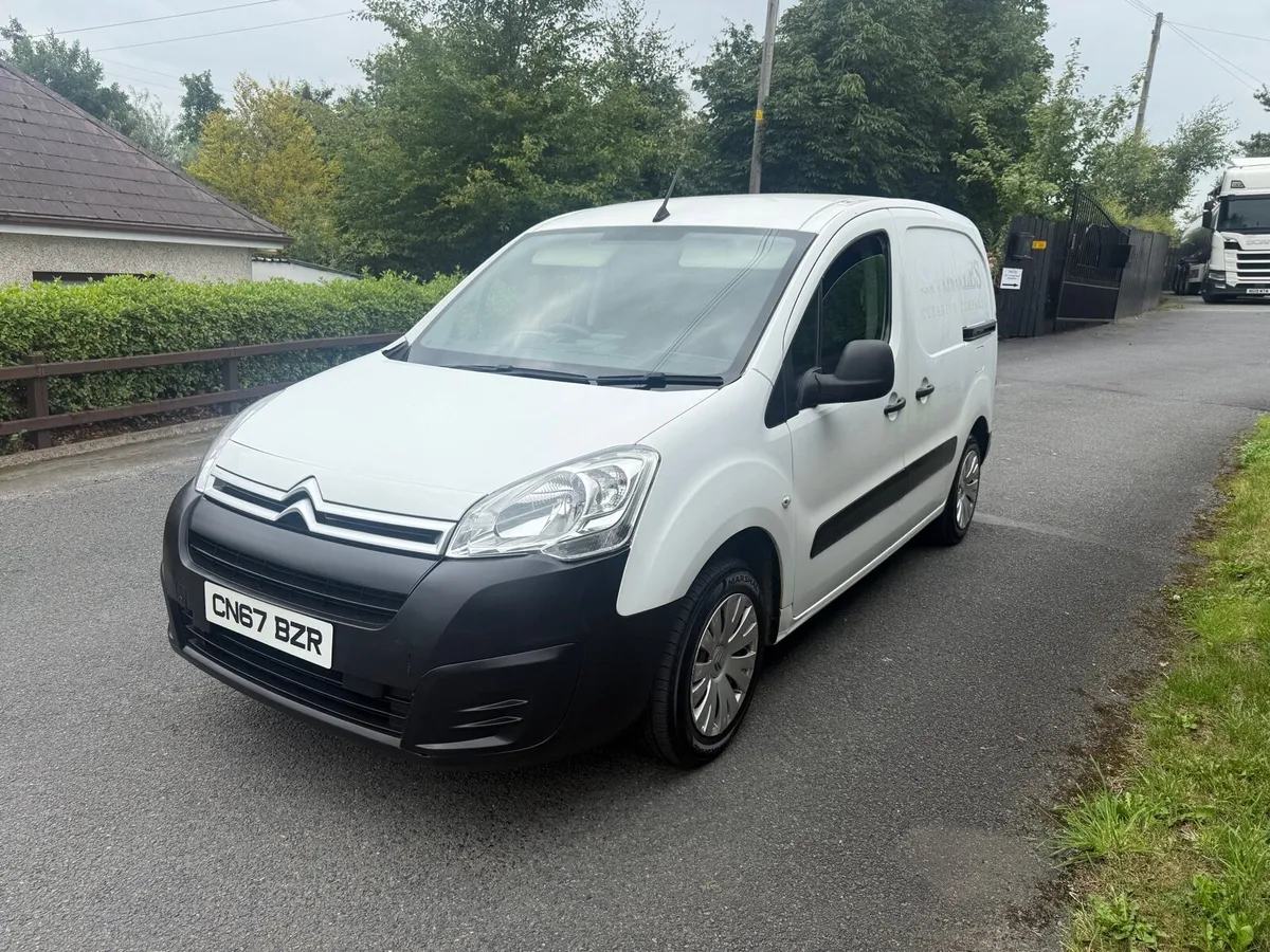 2017 Citroen Berlingo 1.6 HDI Enterprise 3 Seater - Image 3