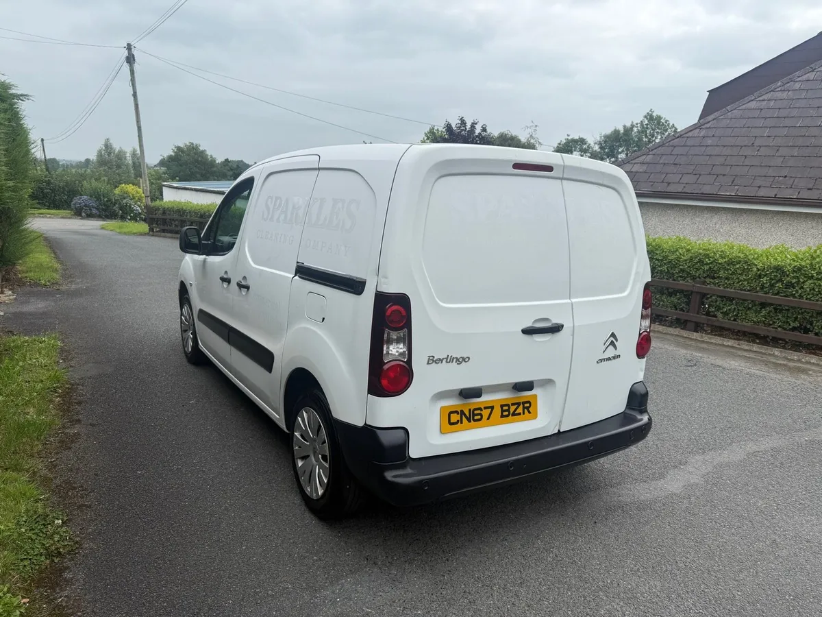2017 Citroen Berlingo 1.6 HDI Enterprise 3 Seater - Image 4