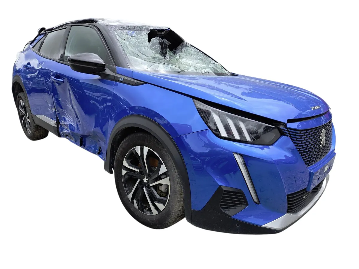 2023 PEUGEOT 2008 EV For Breaking/Dismantling - Image 1