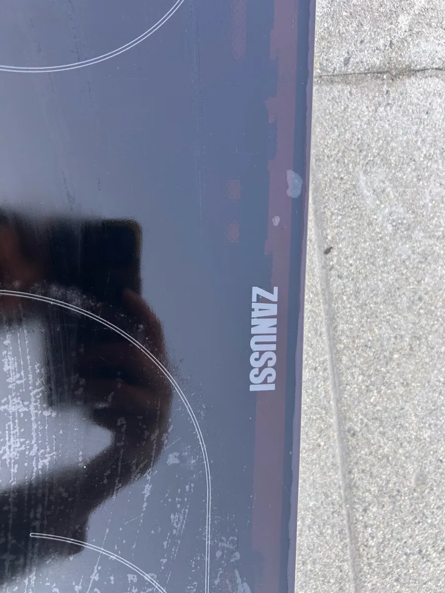 zanussi hob - Image 2