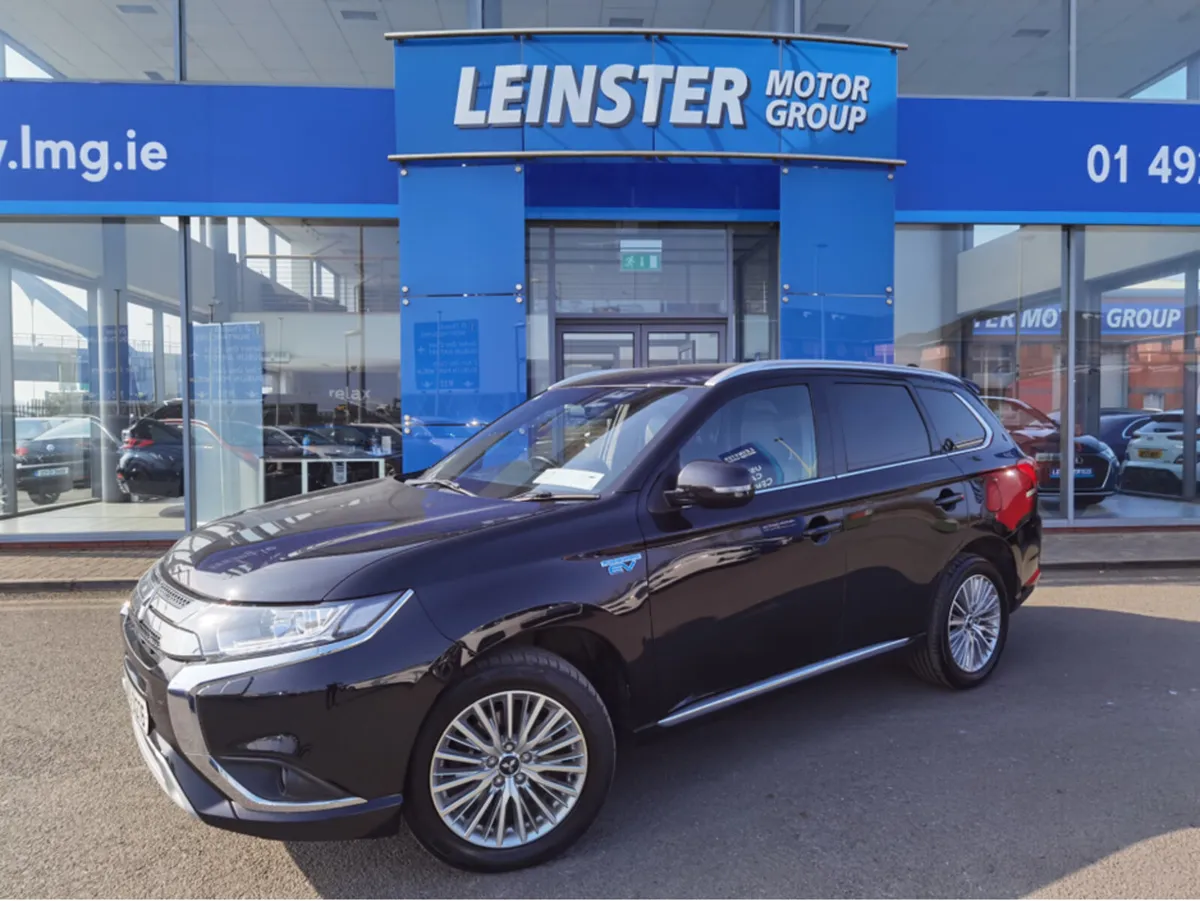 Mitsubishi Outlander 2.4 DYNAMIC PETROL PLUG-IN HY - Image 1
