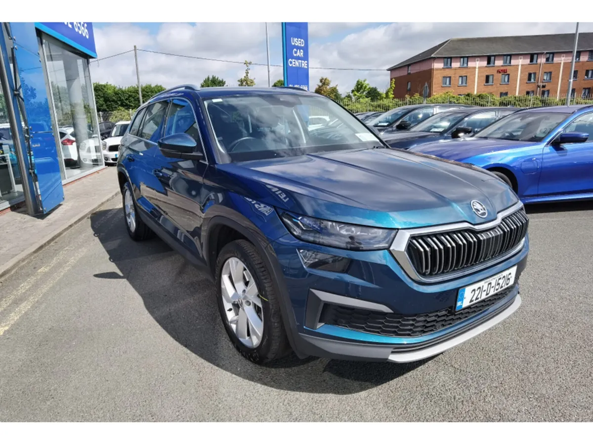 SKODA KODIAQ 2.0TDI STYLE AUTOMATIC **7 SEATER** - Image 3