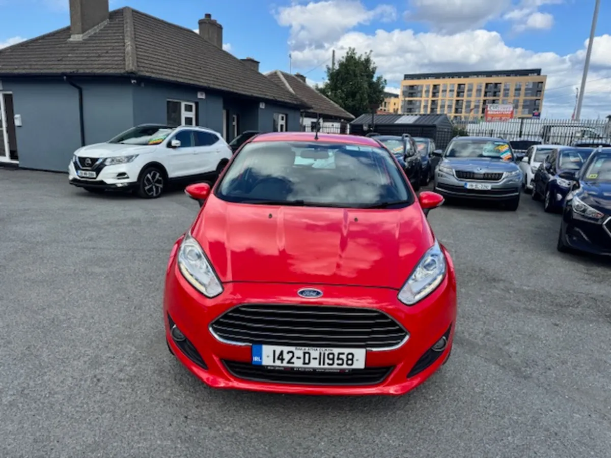 Ford Fiesta MCA TITANIUM 1.25 60PS M5 4 4DR - Image 3