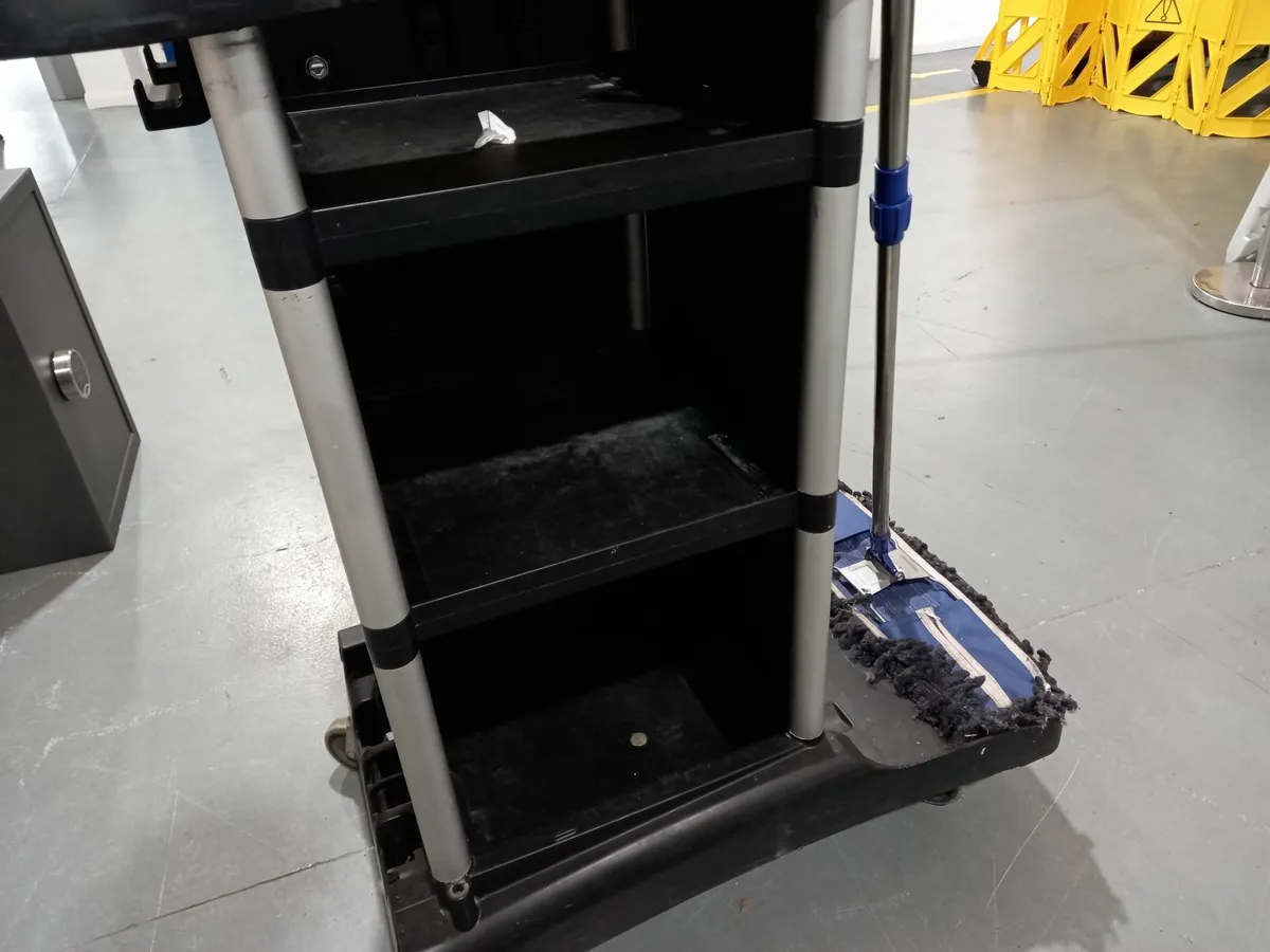 Online Auction Of A Cleaning Trolley & More! - Image 4