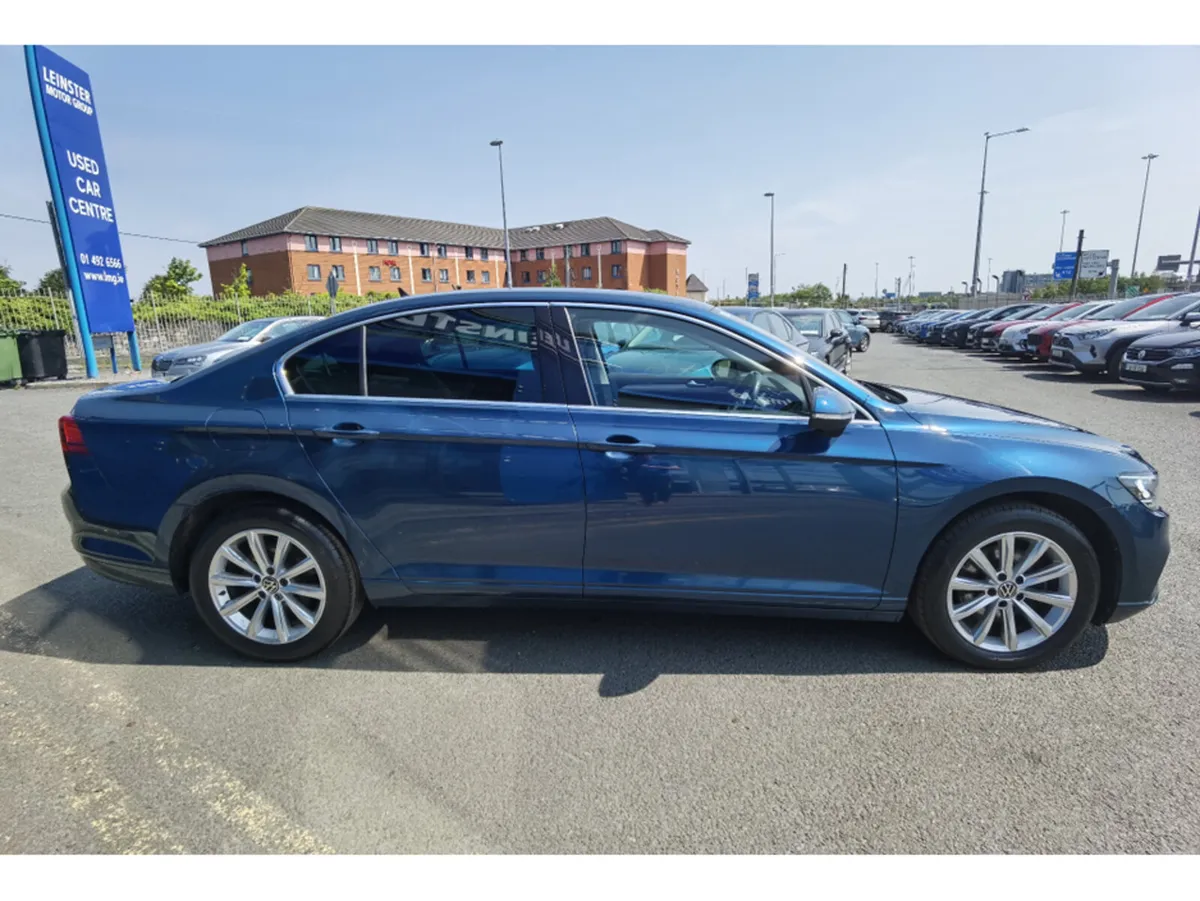 Volkswagen Passat 2.0TDI BUSINESS AUTOMATIC 150BHP - Image 4