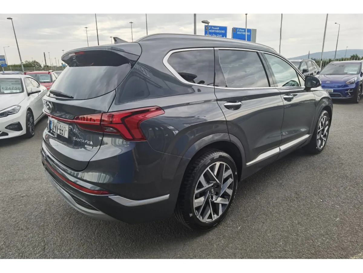 HYUNDAI SANTA FE 2.2 EXECUTIVE PLUS 4WD AUTOMATIC - Image 4