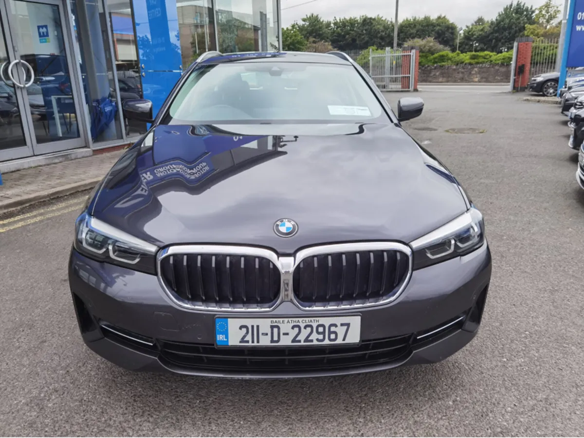 BMW 5 SERIES 520D SE AUTOMATIC - Image 2