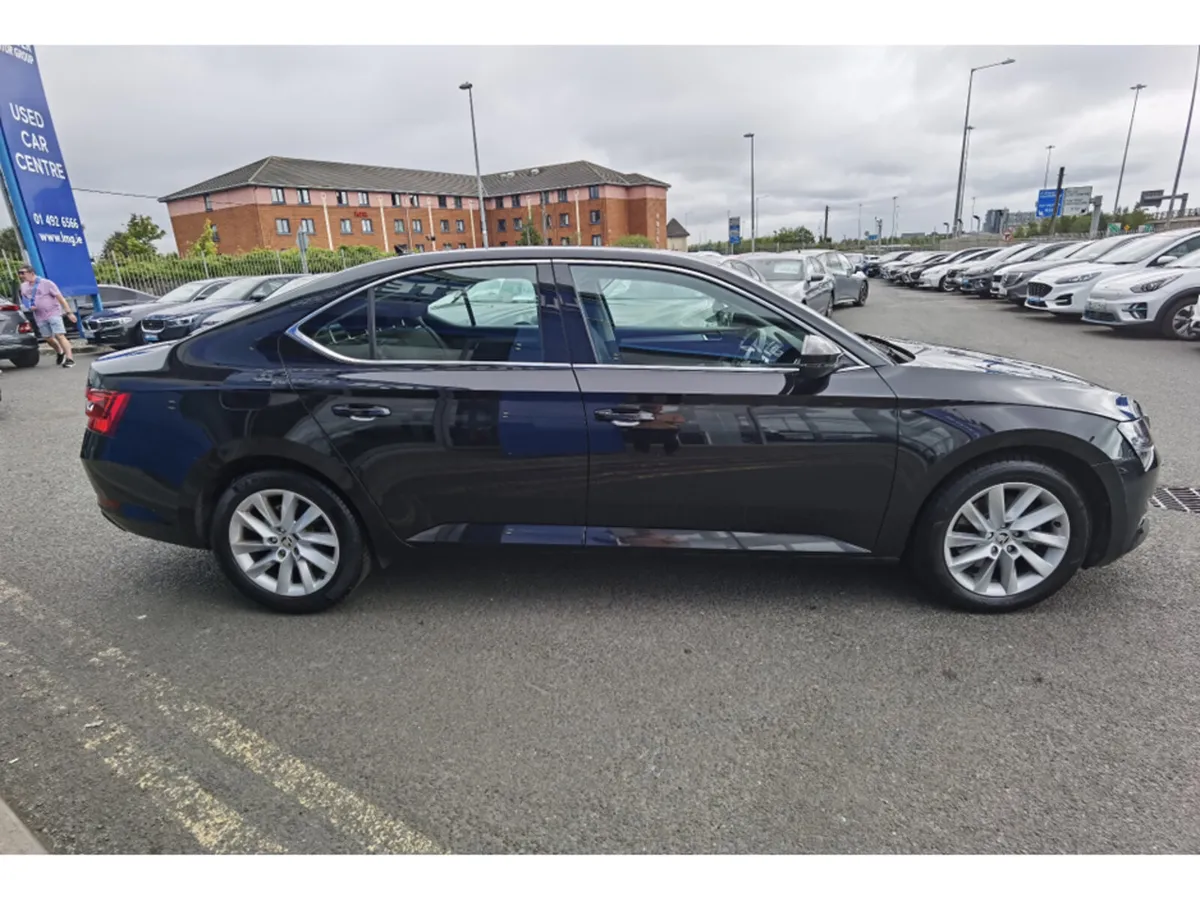 Skoda Superb 2.0TDI AMBITION 150BHP - FINANCE AVAI - Image 4