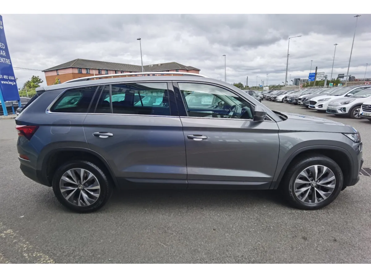 Skoda Kodiaq 2.0TDI AMBITION DSG AUTOMATIC **7 SEA - Image 4