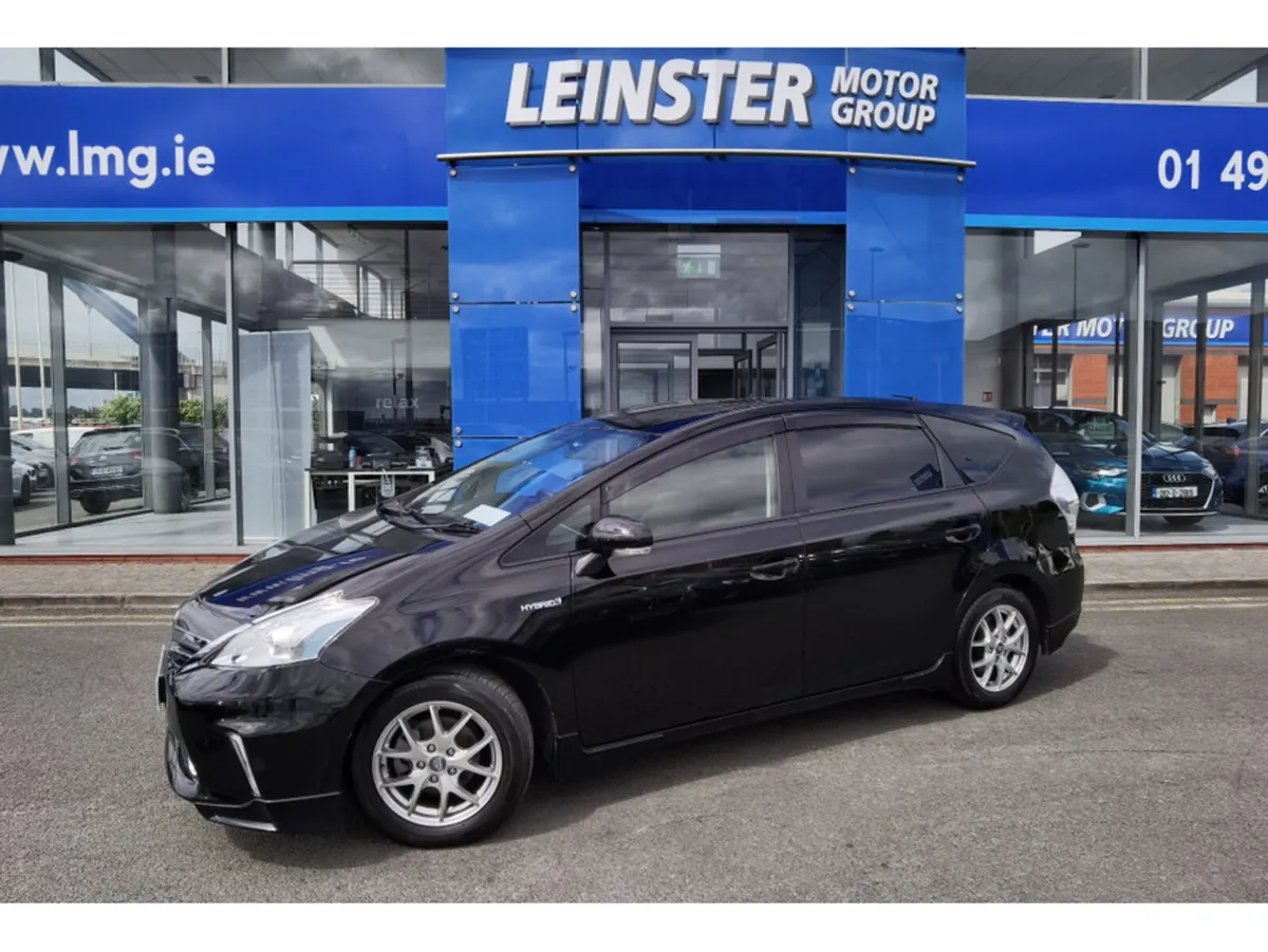 Toyota Prius 1.8 ALPHA AUTOMATIC **7 SEATER** PETR - Image 1