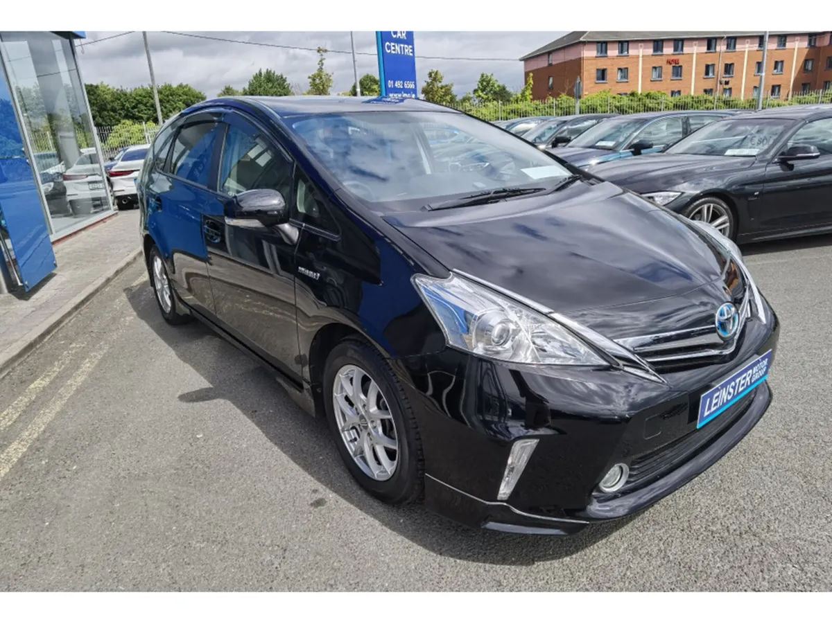 Toyota Prius 1.8 ALPHA AUTOMATIC **7 SEATER** PETR - Image 3